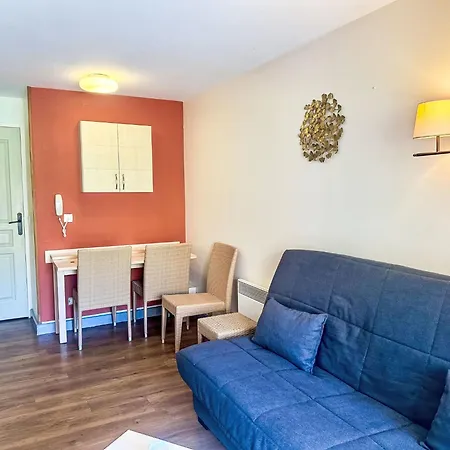 Apartment Village Cap Esterel - L'esquinade-101 By Interhome